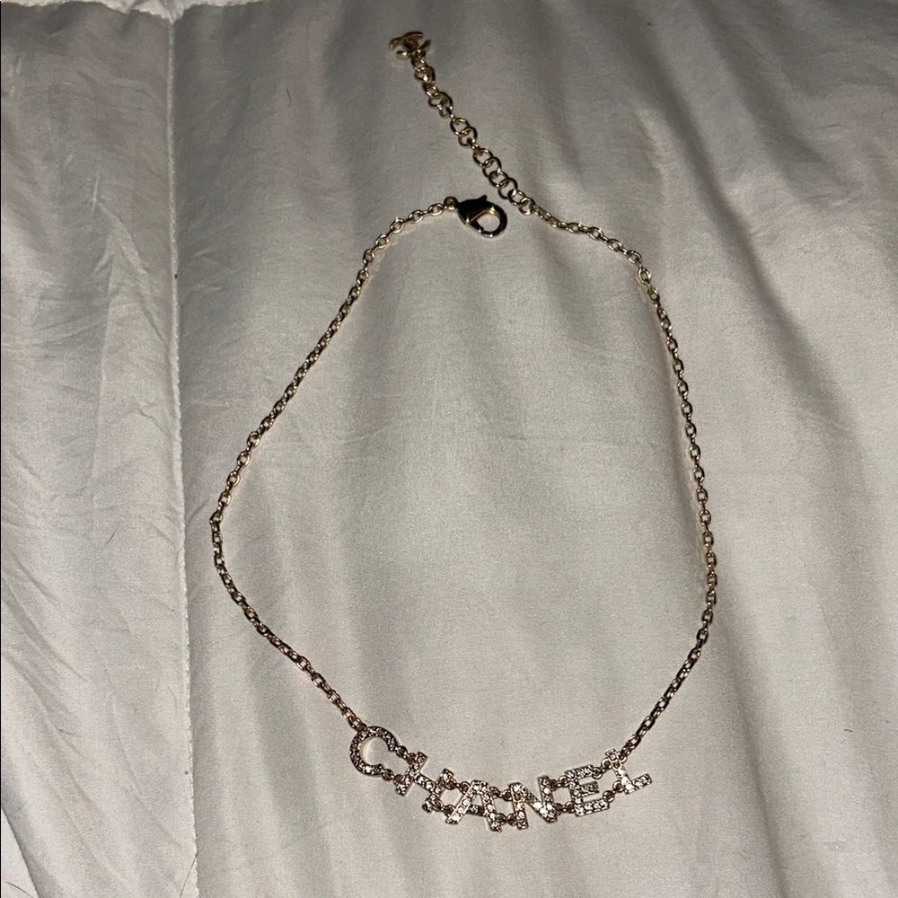 Chanel choker in gold with rhinestone ‘Chanel’